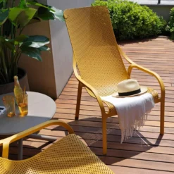 Nardi Net Outdoor Lounge Chair -Chair Funiture Shop nardi net outdoor lounge chair lifestyle 4